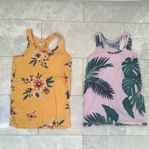 EUC-Two Old Navy tank tops